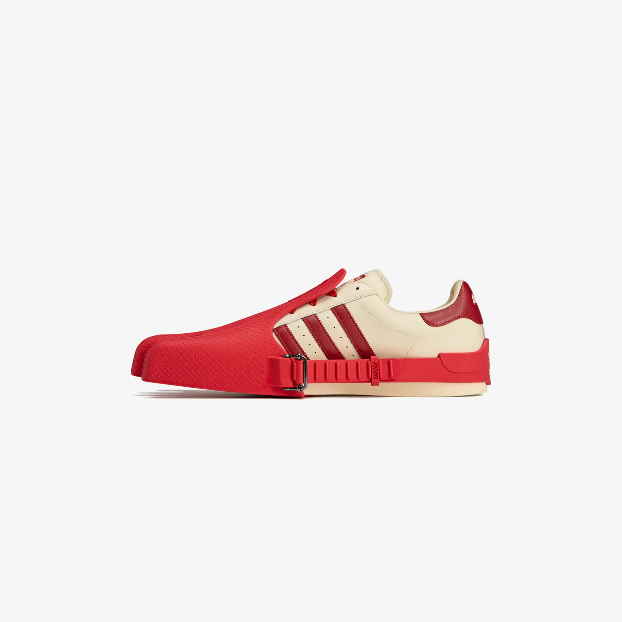 Wmns Superfinger Superstar x Avavav - Image 4