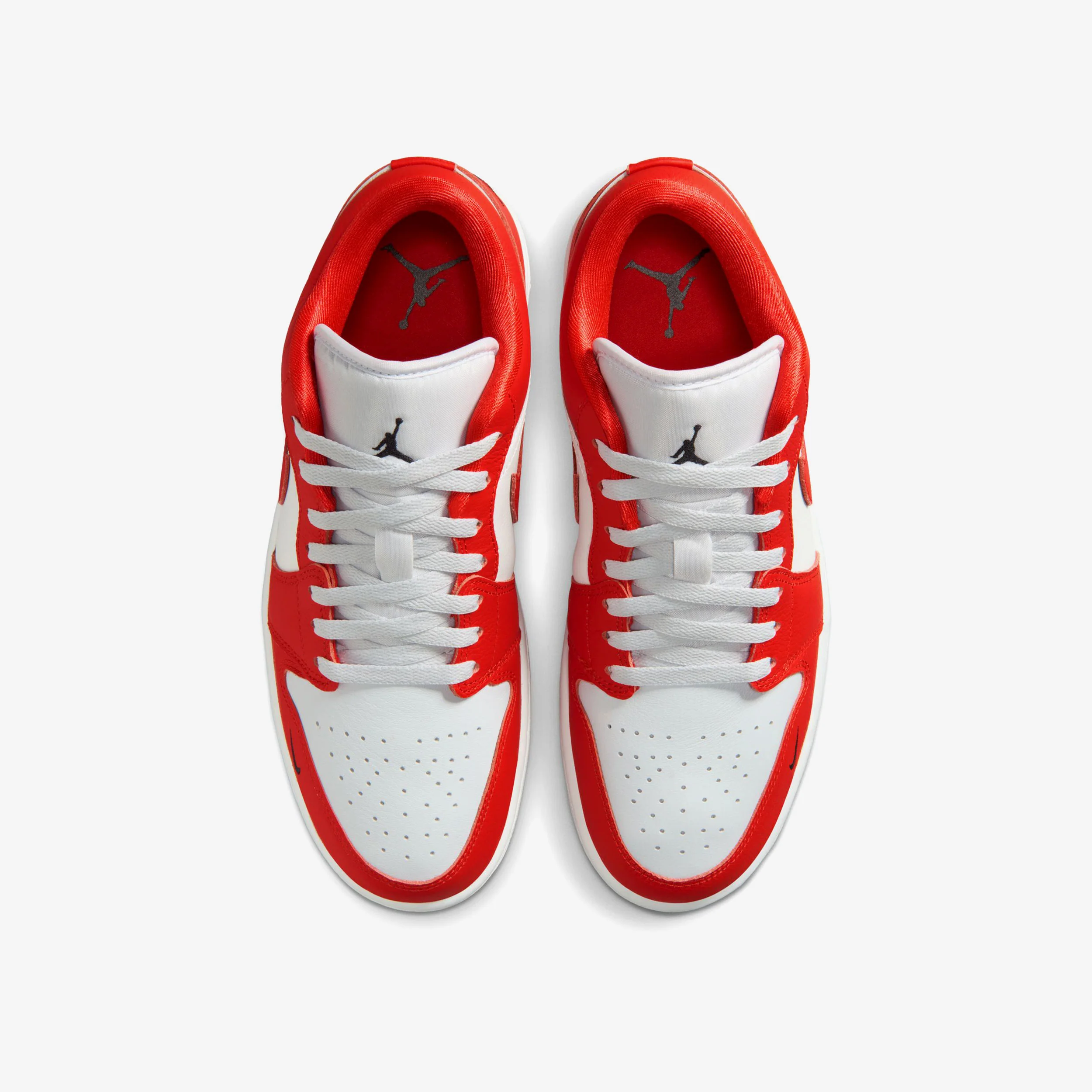 Air Jordan 1 Low SE "Chile Red" - Image 8