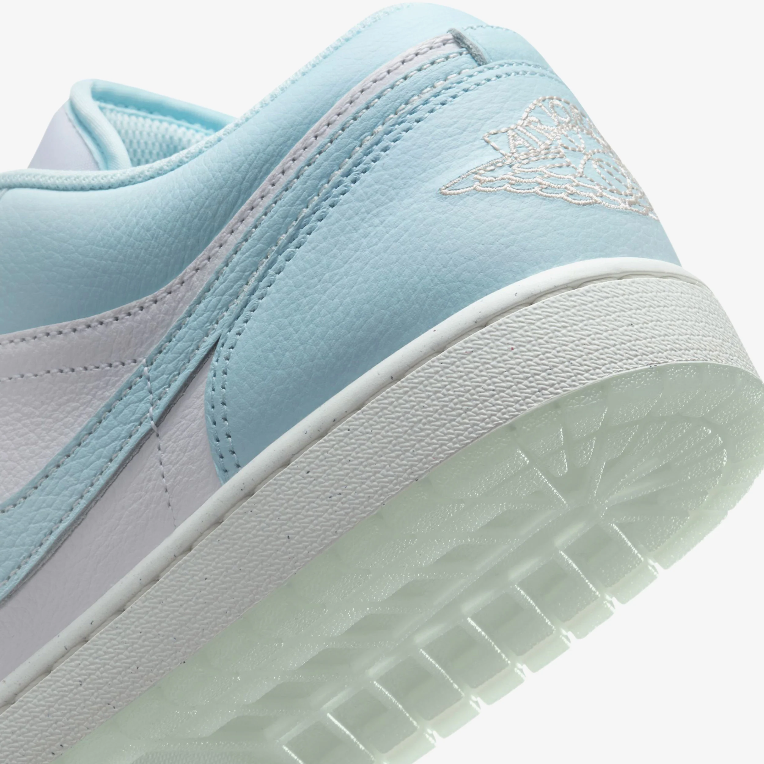 Air Jordan 1 Low SE - Image 7