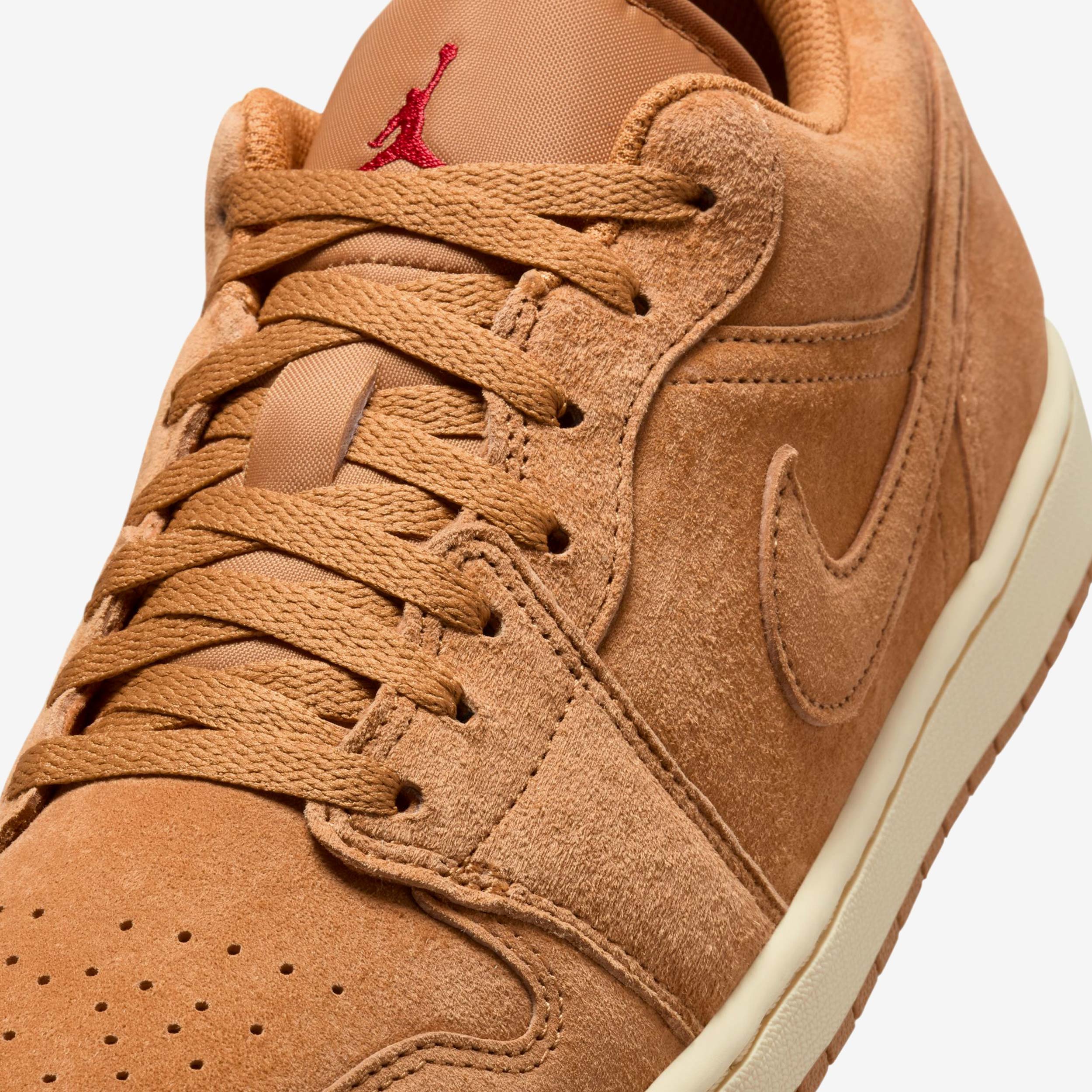 Air Jordan 1 Low SE - Image 6