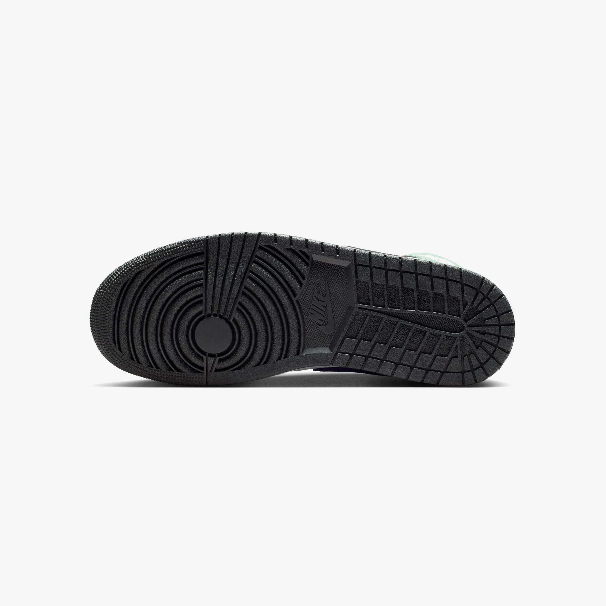Air Jordan 1 Mid SE "Lucky Green" - Image 4