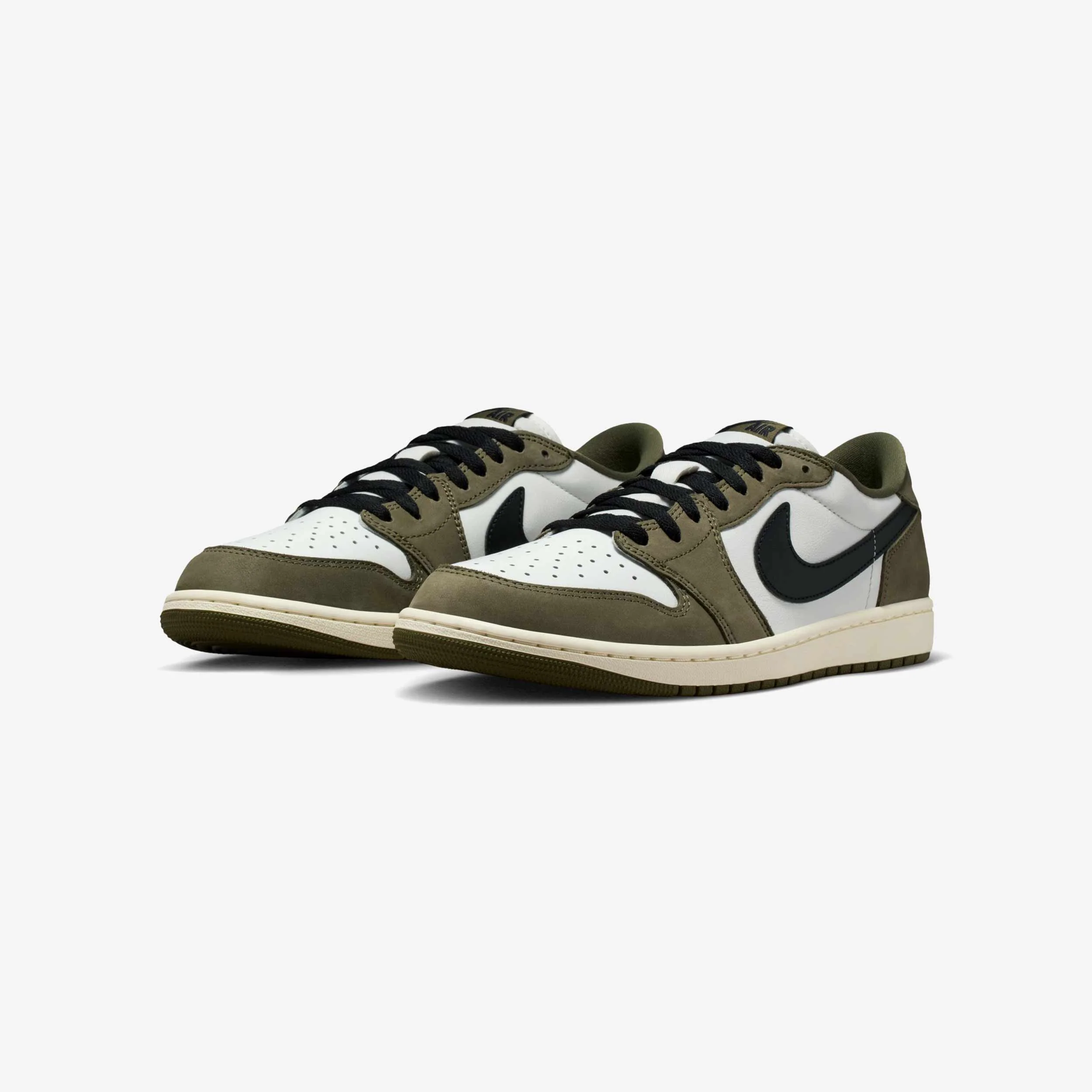Air Jordan 1 Retro Low OG "Medium Olive" - Image 2