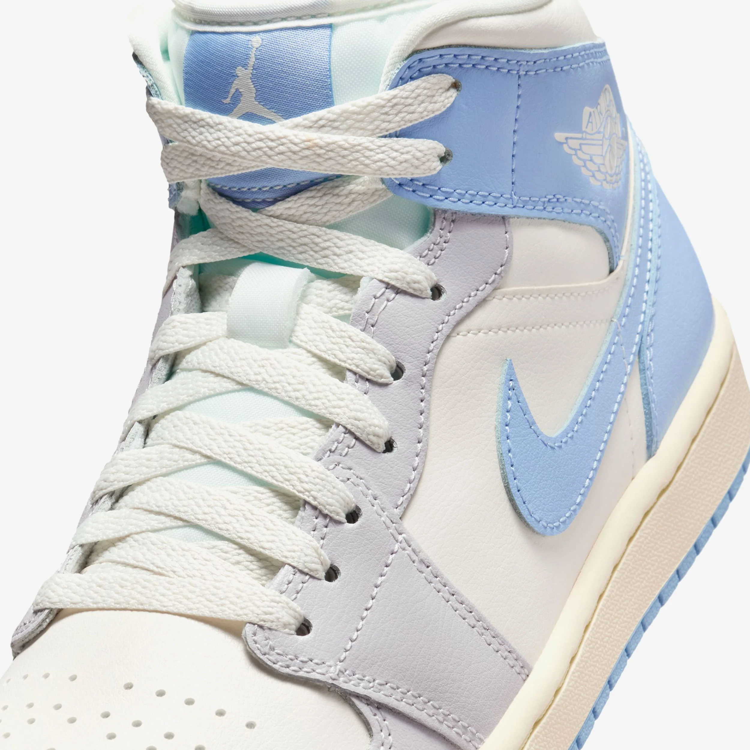 Wmns Air Jordan 1 Mid - Image 6