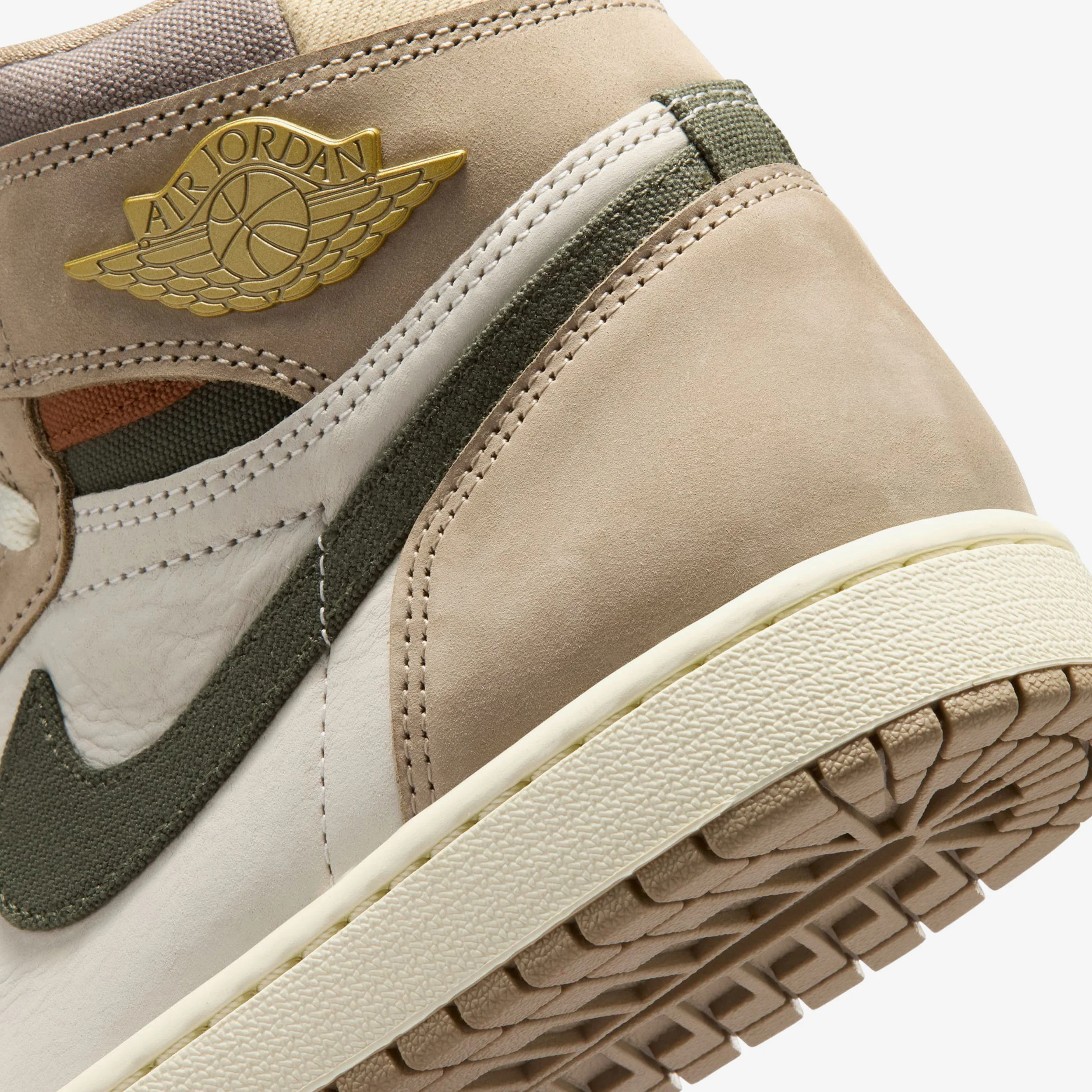 Wmns Air Jordan 1 Retro High OG "Shop Jacket" - Image 7