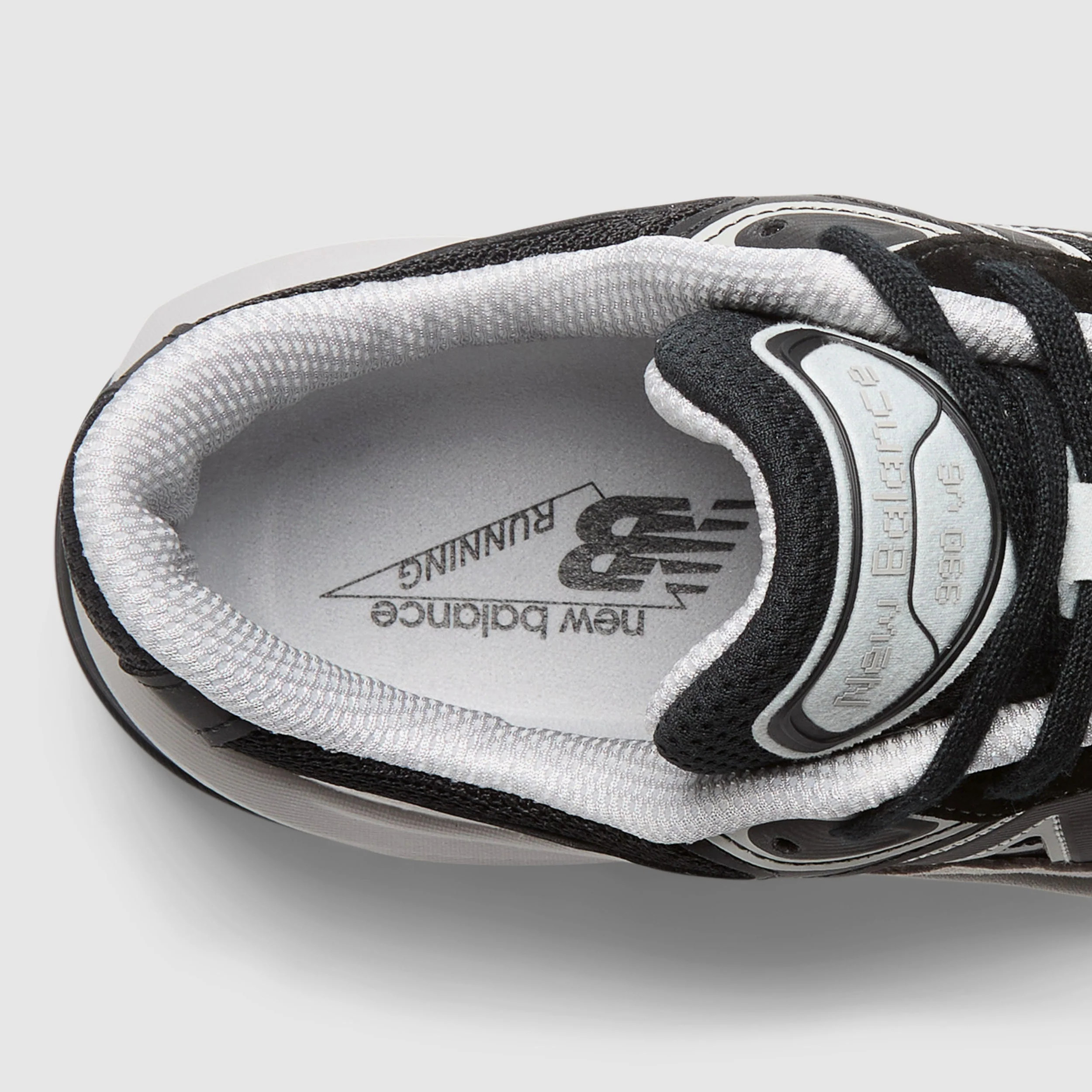 990v6 - Image 8