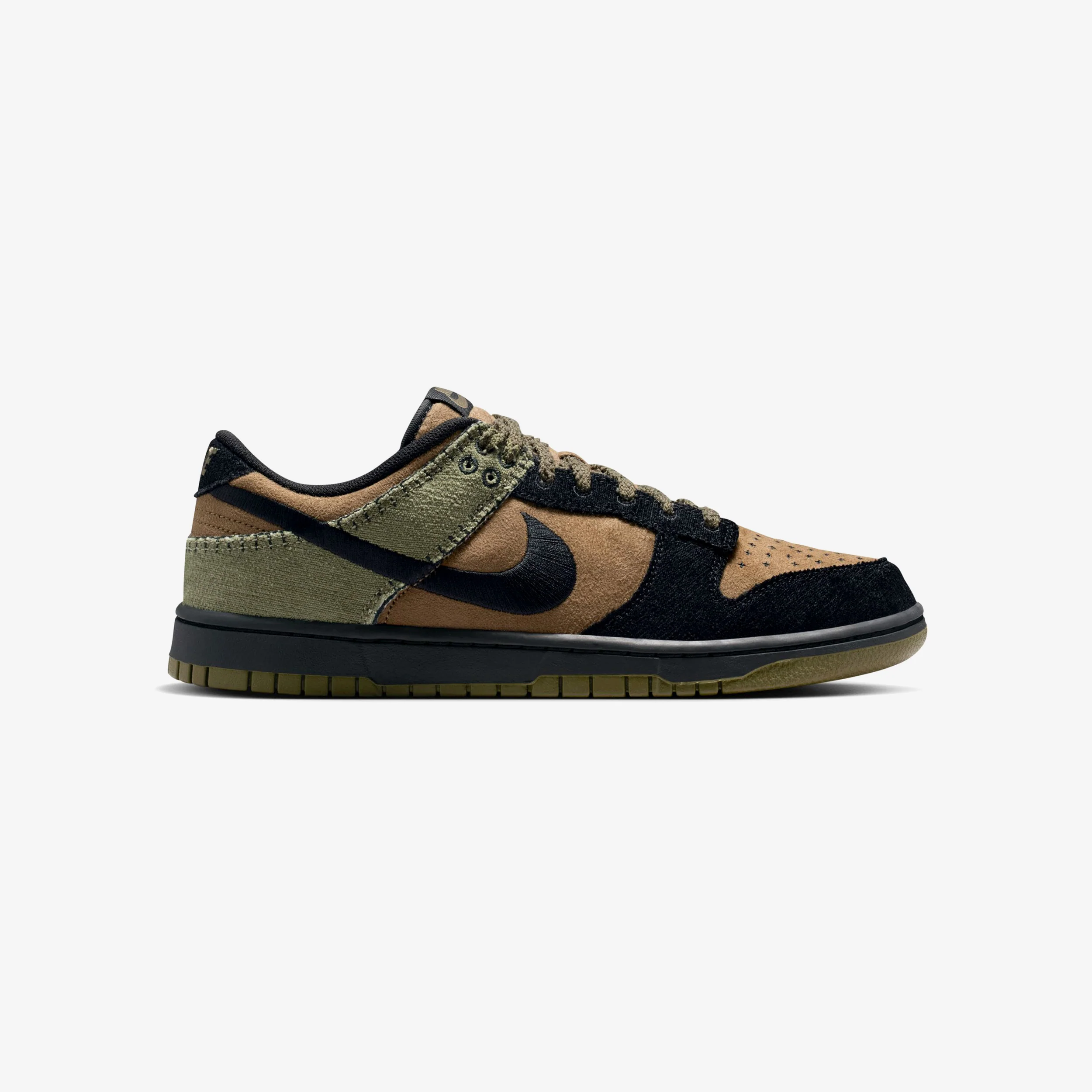 Dunk Low Retro SE