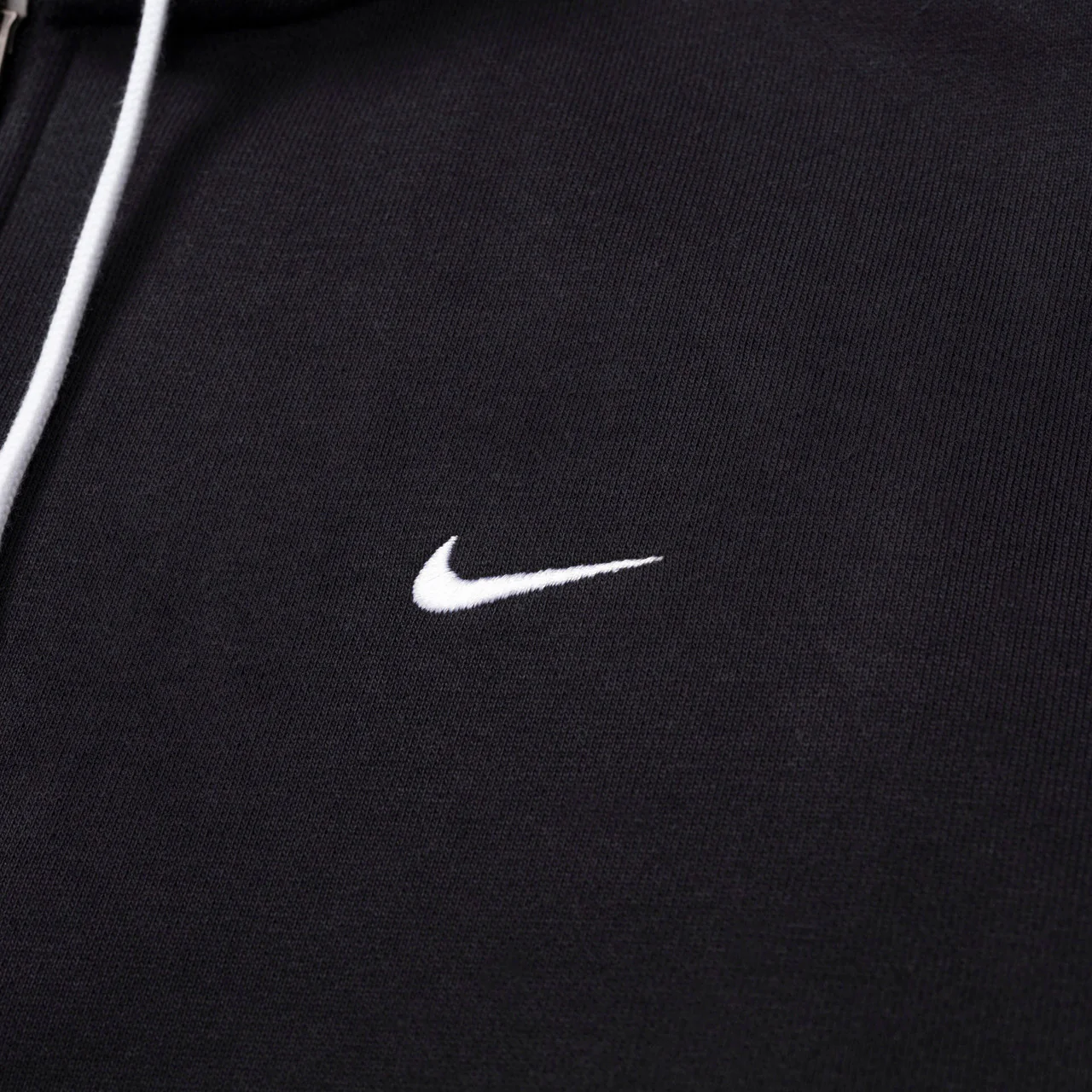 Solo Swoosh Full-Zip Hoodie - Image 4