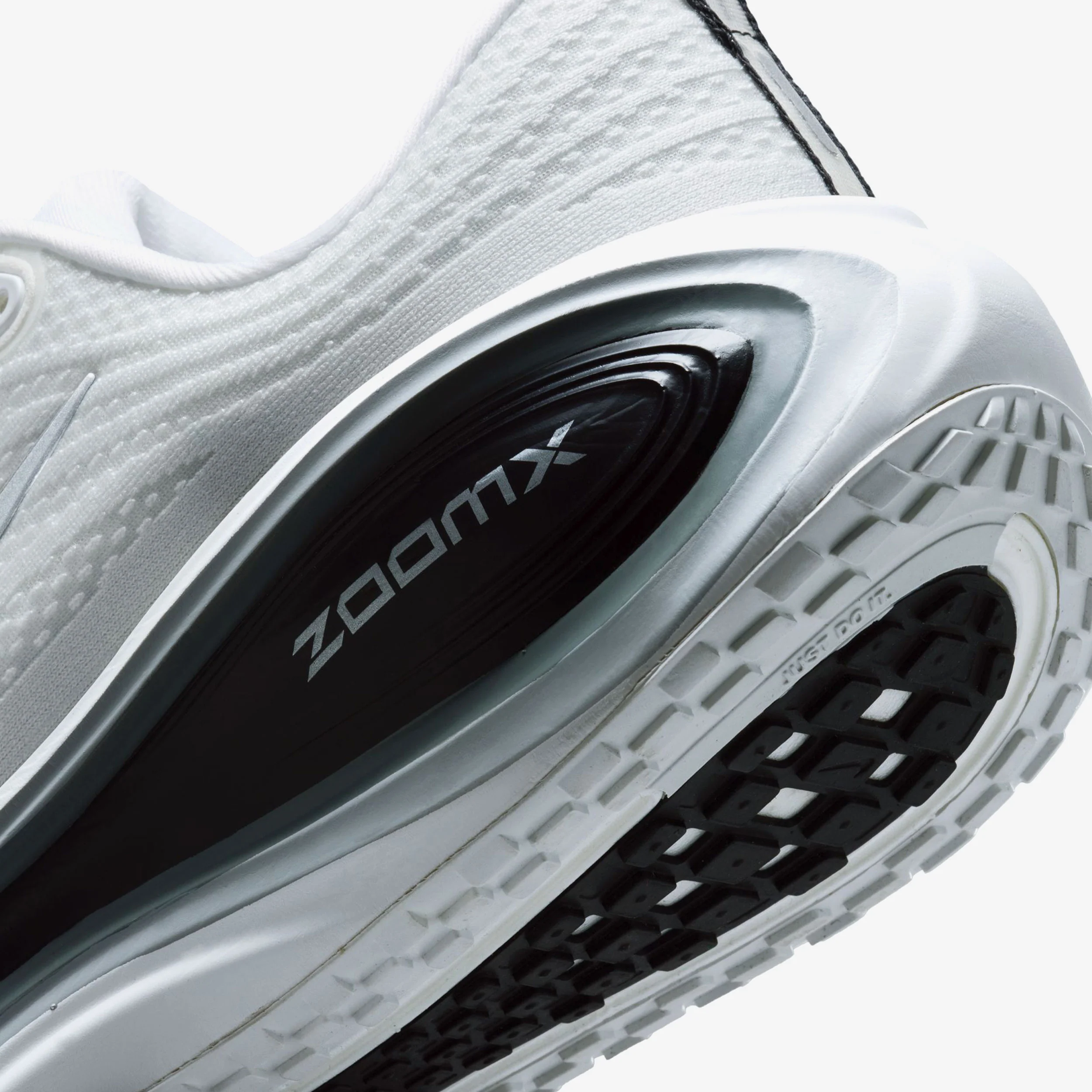 Vomero Plus - Image 7
