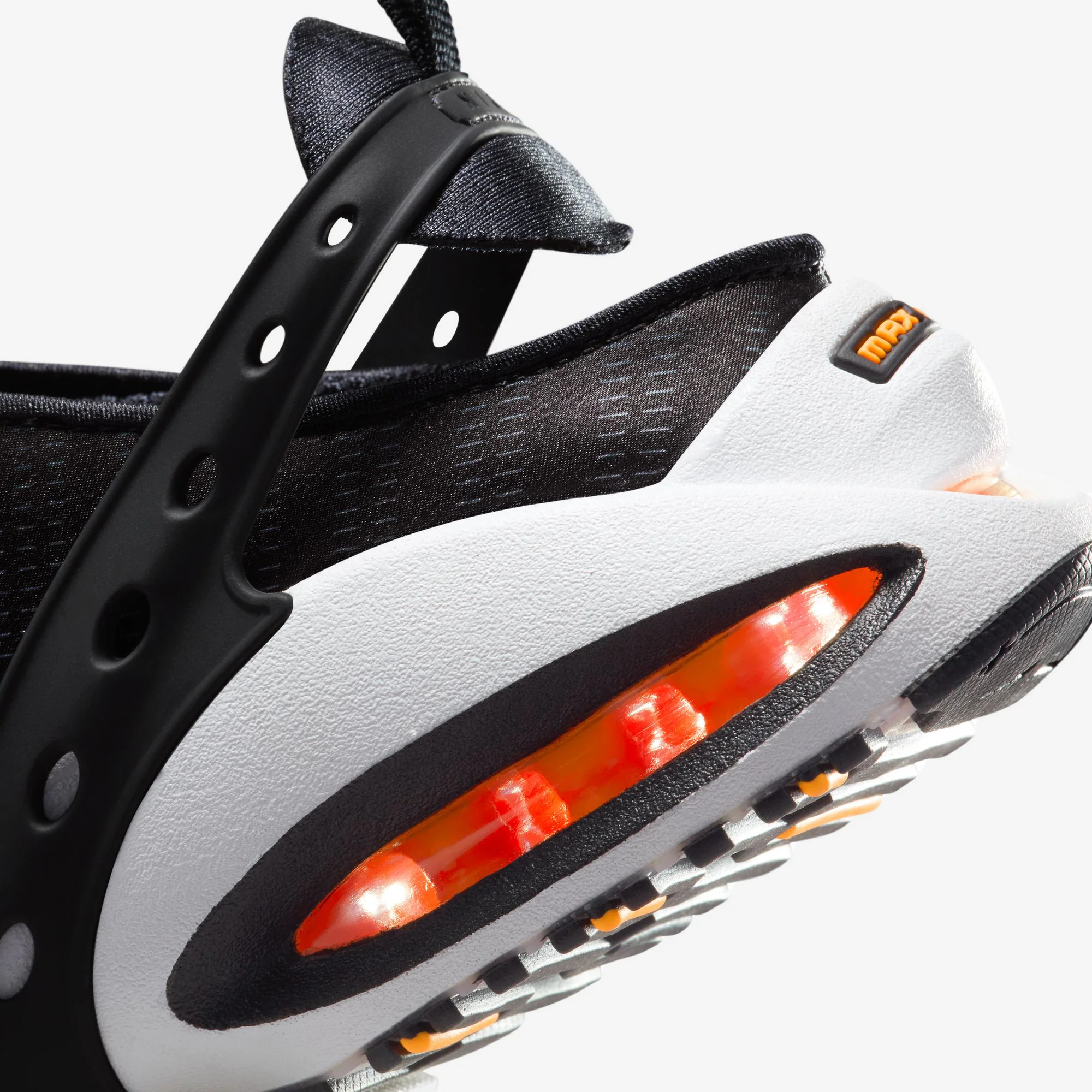 Wmns Air Max Craze - Image 8