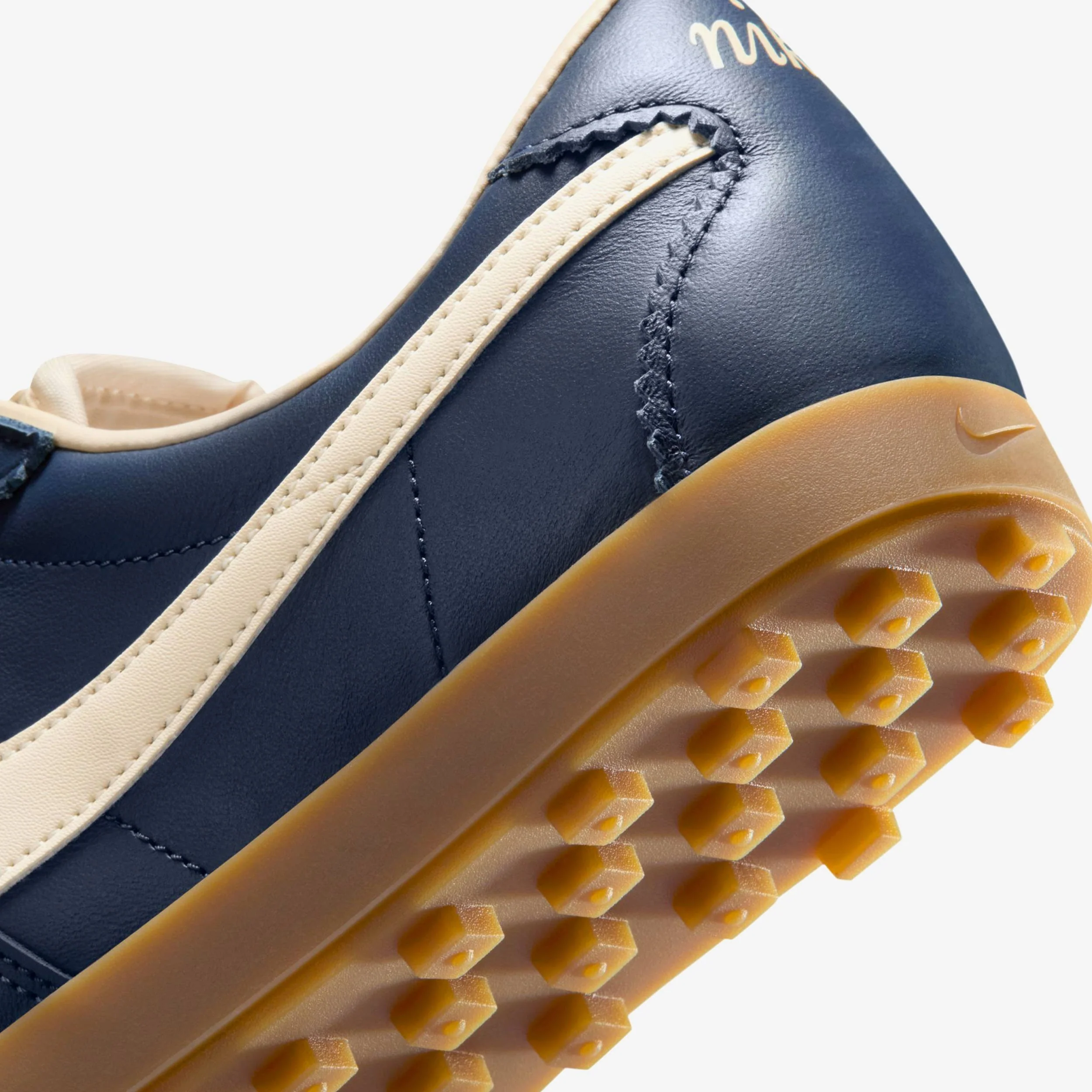 Wmns Astrograbber Leather - Image 7