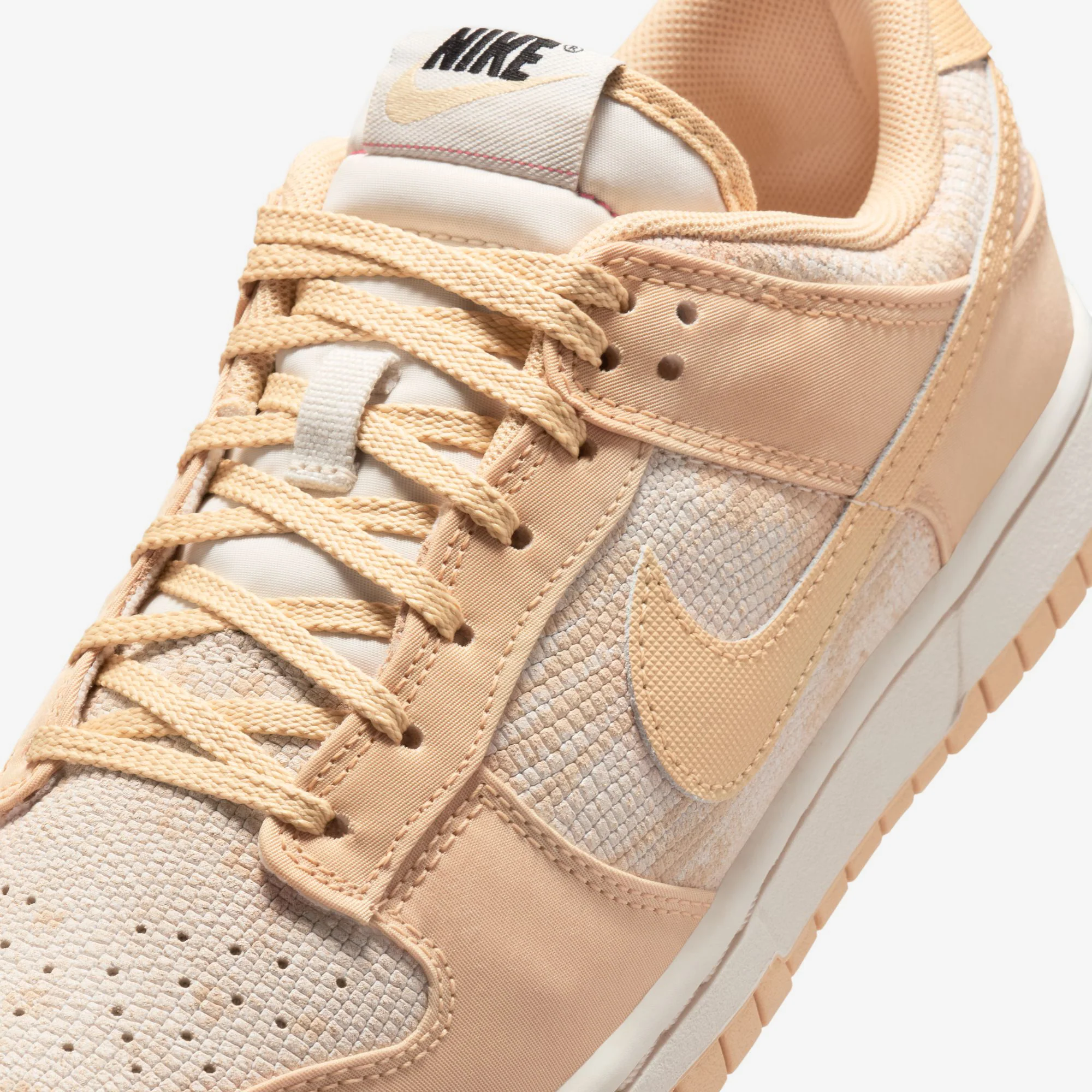 Wmns Dunk Low - Image 6