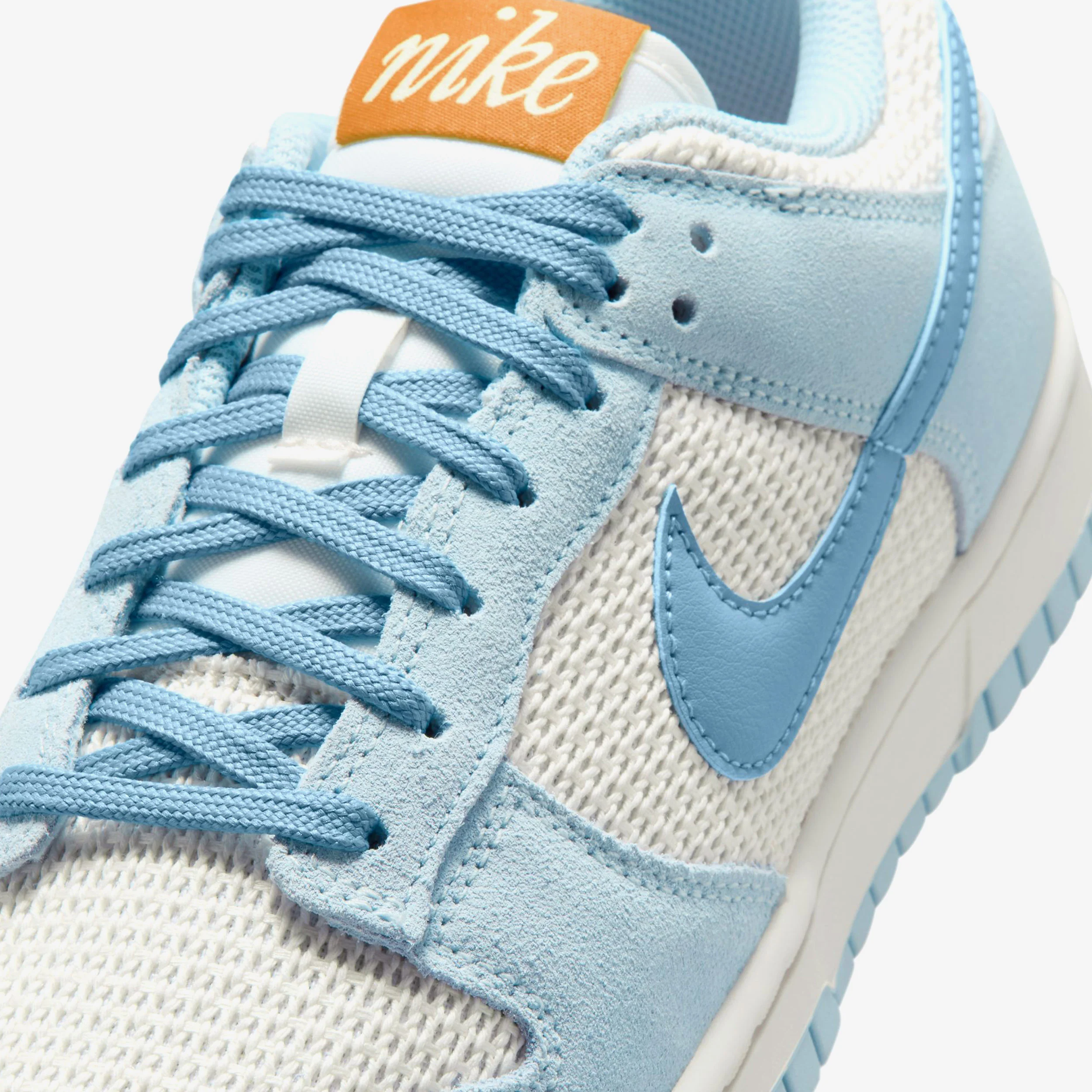 Wmns Dunk Low SE - Image 6