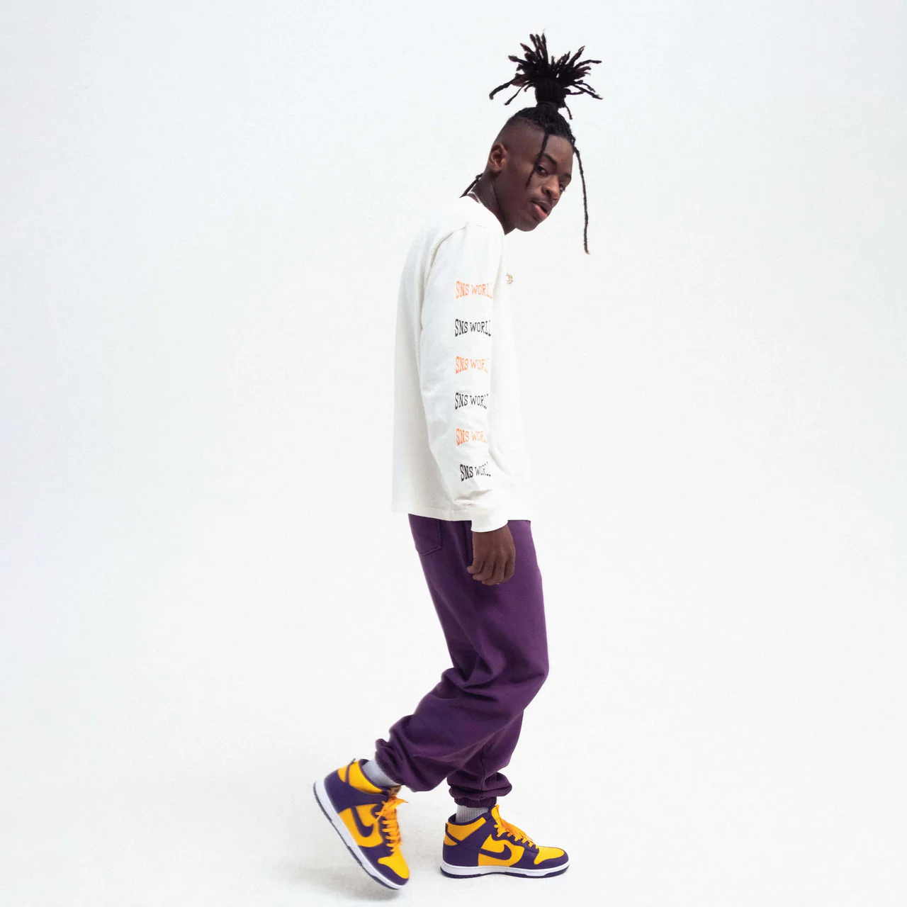 Squeeze Long Sleeve Tee - Image 3